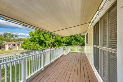 325 E Lakeshore Dove Haven Drive, Sunrise Beach, TX 78643 - Photo 5