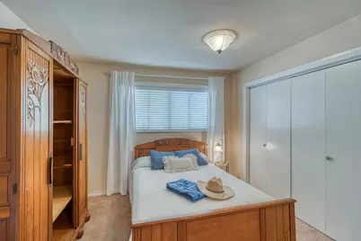 325 E Lakeshore Dove Haven Drive, Sunrise Beach, TX 78643 - Photo 19