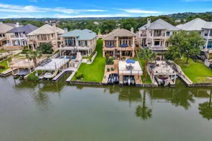 223 Dominion Dr, Horseshoe Bay, TX 78657 - Photo 3