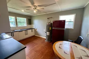 702 Pittsburg Ave, Llano, TX 78643 - Photo 9