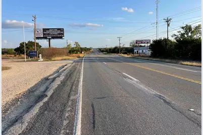 4033 E Highway 29, Bertram, TX 78605 - Photo 5