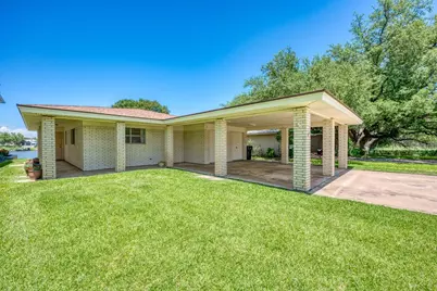 102 Mesquite Drive, Kingsland, TX 78639 - Photo 3