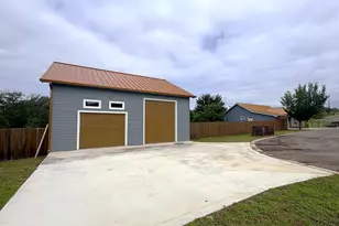 107 Kandi Ln, Sunrise Beach, TX 78643 - Photo 3