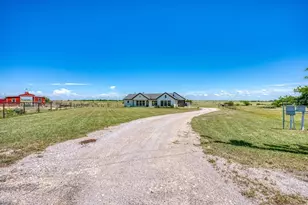 187 Lila Ln, Bertram, TX 78605 - Photo 3