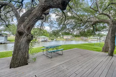 115 Shady Circle Drive, Sunrise Beach, TX 78643 - Photo 27