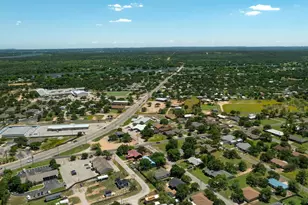 1820 Ridgeview St, Kingsland, TX 78639 - Photo 25