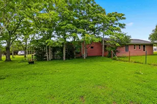 241 Hilltop Dr, Burnet, TX 78611 - Photo 29