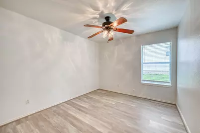 1511 N Claremont Circle, Marble Falls, TX 78654 - Photo 11