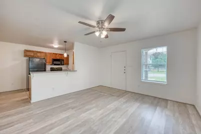 1511 N Claremont Circle, Marble Falls, TX 78654 - Photo 3