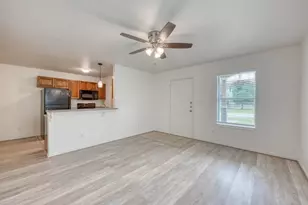 1511 N Claremont Cir, Marble Falls, TX 78654 - Photo 3