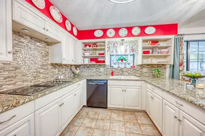 322 San Saba Street, Meadowlakes, TX 78654 - Photo 13