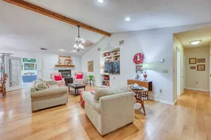 322 San Saba St, Meadowlakes, TX 78654 - Photo 3
