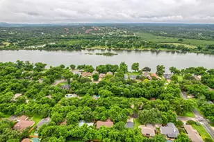 322 San Saba St, Meadowlakes, TX 78654 - Photo 41