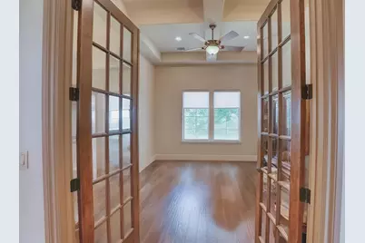 143 Westgate Loop, Horseshoe Bay, TX 78657 - Photo 13