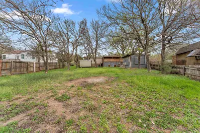 201 Wyatt, Kingsland, TX 78639 - Photo 37