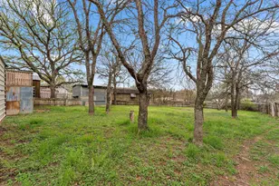 201 Wyatt, Kingsland, TX 78639 - Photo 33