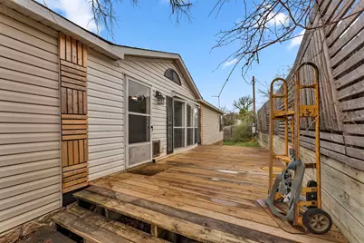 201 Wyatt, Kingsland, TX 78639 - Photo 3