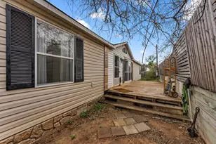 201 Wyatt, Kingsland, TX 78639 - Photo 3