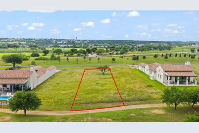 51C Encantada, Horseshoe Bay, TX 78657 - Photo 3