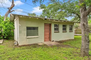 1303 Oak St, Burnet, TX 78611 - Photo 33