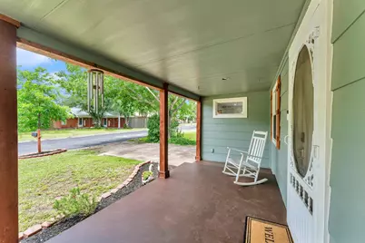1303 Oak Street, Burnet, TX 78611 - Photo 5