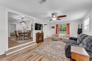 1303 Oak St, Burnet, TX 78611 - Photo 11