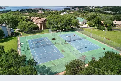 320 Twin Sails, Horseshoe Bay, TX 79657 - Photo 7