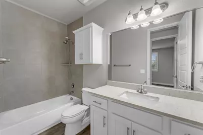 511 Taylor Dr, Horseshoe Bay, TX 78657 - Photo 13