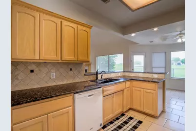 408 Spyglass, Meadowlakes, TX 78654 - Photo 11