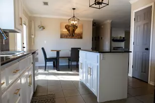 1011 Santa Fe Trail, Horseshoe Bay, TX 78657 - Photo 11