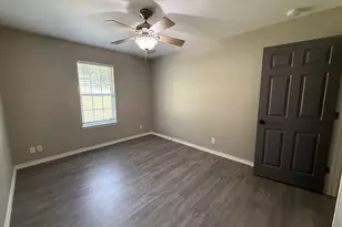 1011 Santa Fe Trail, Horseshoe Bay, TX 78657 - Photo 25