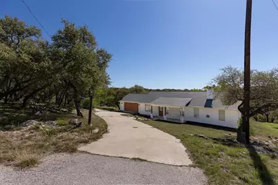 1011 Santa Fe Trail, Horseshoe Bay, TX 78657 - Photo 3