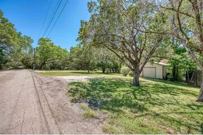 113 Red Bird, Kingsland, TX 78639 - Photo 35