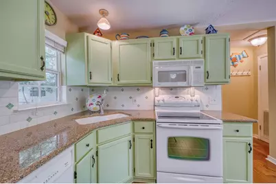 113 Red Bird, Kingsland, TX 78639 - Photo 13