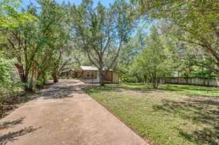 113 Red Bird, Kingsland, TX 78639 - Photo 43
