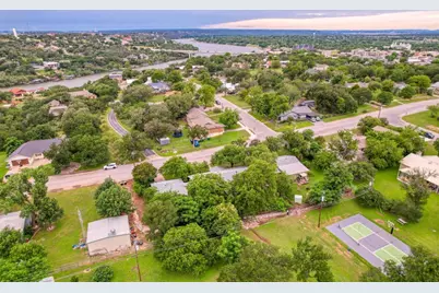 301 6th Street, Marble Falls, TX 78654 - Photo 31