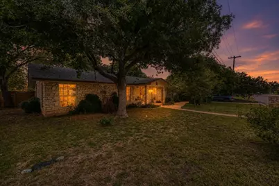 301 6th Street, Marble Falls, TX 78654 - Photo 3