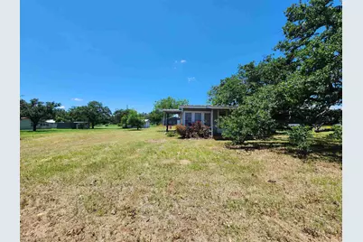 1011 Pebble Drive, Buchanan Dam, TX 78609 - Photo 3