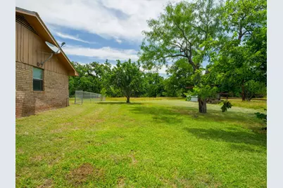 109 Sundown Trl, Marble Falls, TX 78654 - Photo 29