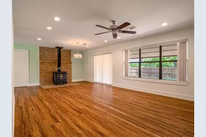 109 Sundown Trl, Marble Falls, TX 78654 - Photo 13