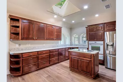 415 St Andrews Street, Meadowlakes, TX 78654 - Photo 9