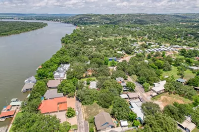 121 Hidden Oaks Drive, Kingsland, TX 78639 - Photo 11
