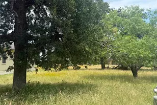 302 Lakawana, Horseshoe Bay, TX 78657 - Photo 1