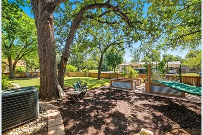 508 S Vandeveer St, Burnet, TX 78611 - Photo 21