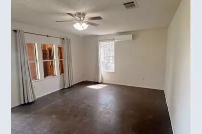 211 E Highway 29, Llano, TX 78643 - Photo 15