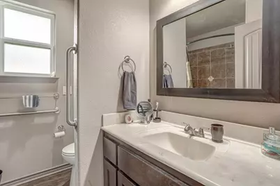 600 E Pecan Street, Burnet, TX 78611 - Photo 27