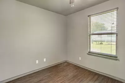 600 E Pecan Street, Burnet, TX 78611 - Photo 25