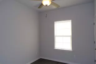111 Peruna, Marble Falls, TX 78654 - Photo 15