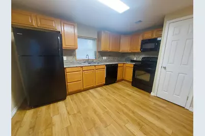 1010 Barrier Ln, Marble Falls, TX 78654 - Photo 5