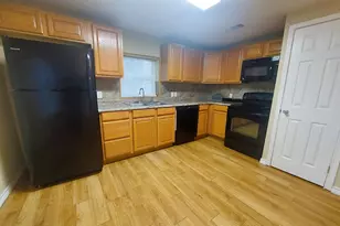 1010 Barrier Ln, Marble Falls, TX 78654 - Photo 5